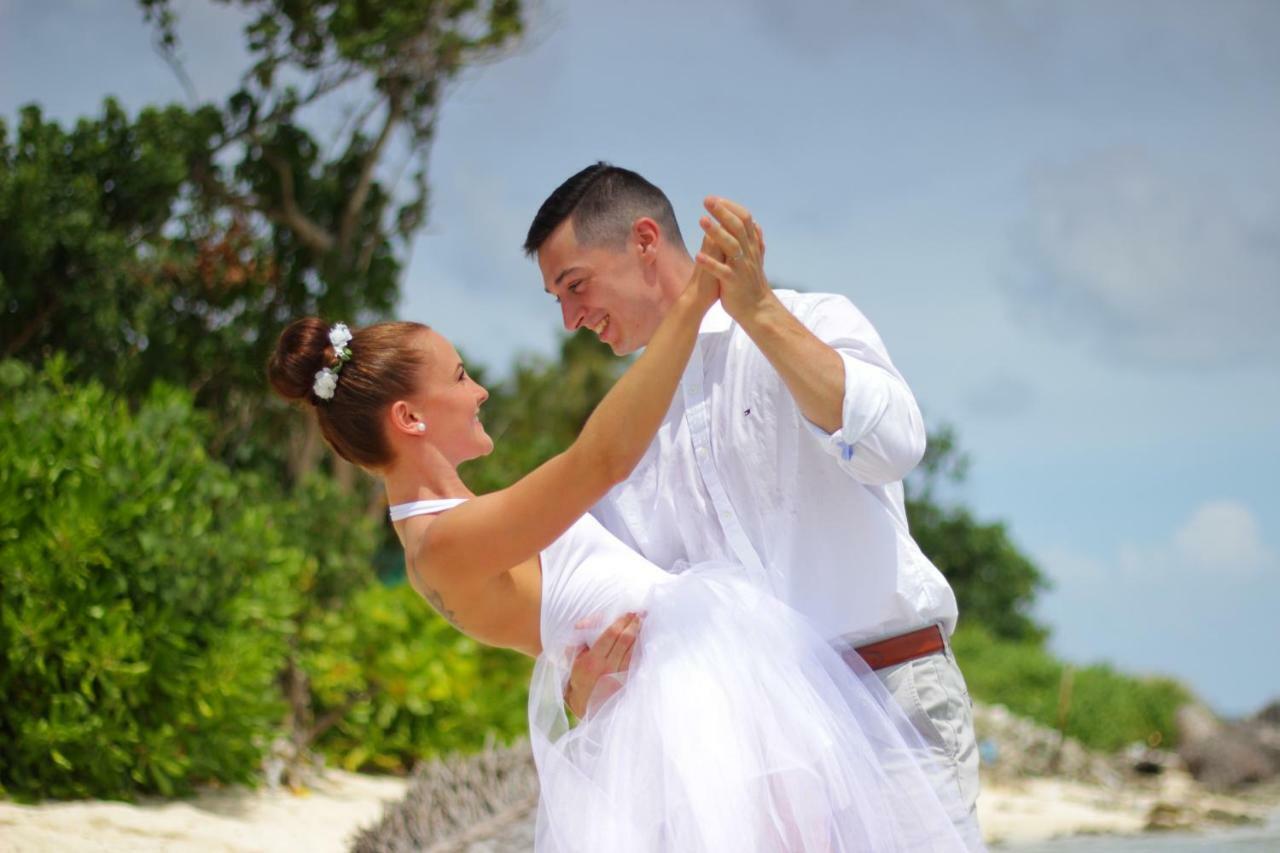 Luau Beach Inn, Maldives Fulidhoo Εξωτερικό φωτογραφία